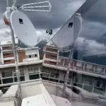 pellicole di sicurezza installate su superfici vetrate esterne per protezione avanzata